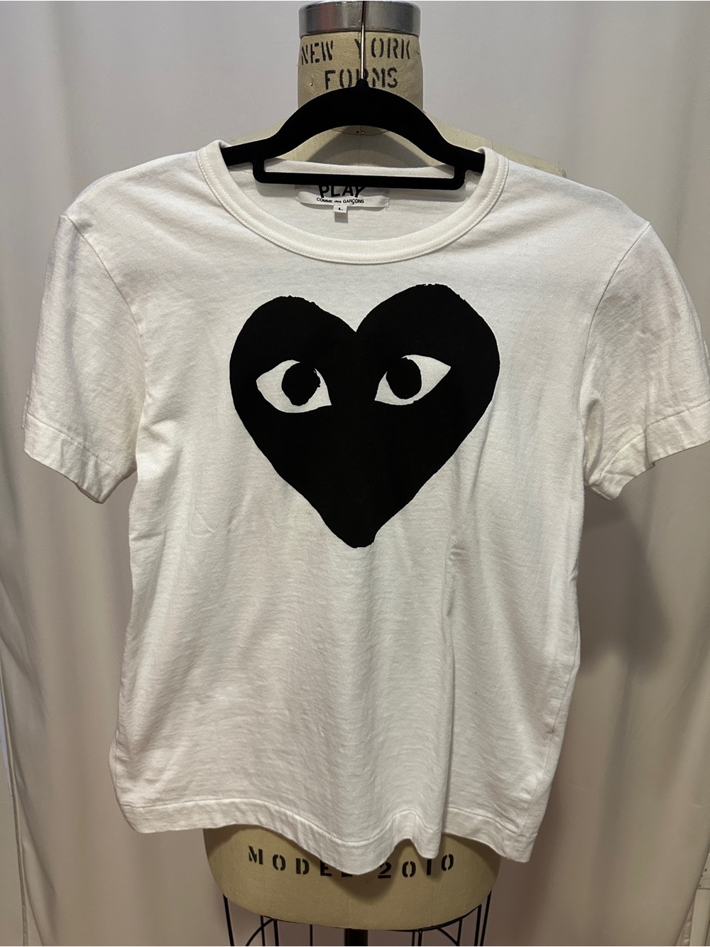 Comme des Garcons PLAY White T-Shirt with Black Heart Logo